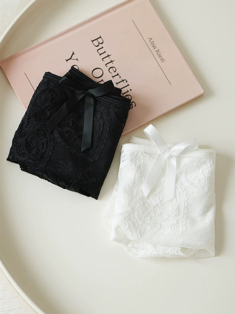 French-Inspired Vintage Panties with Bow Embroidery and Lace Trim