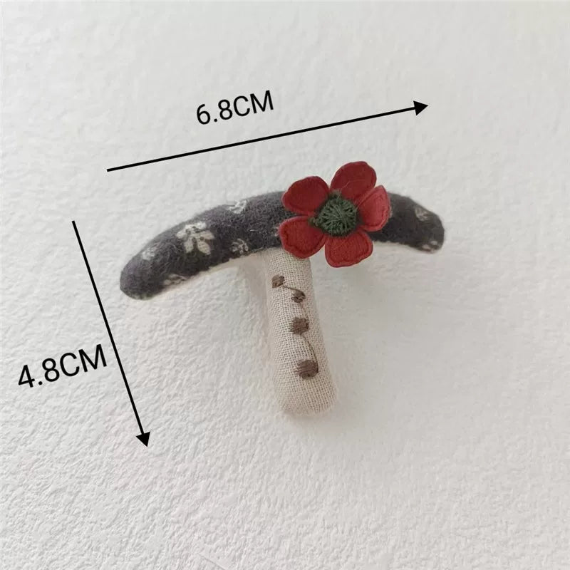 Cute Retro Cloth Embroidered Brooch Pin Accessory