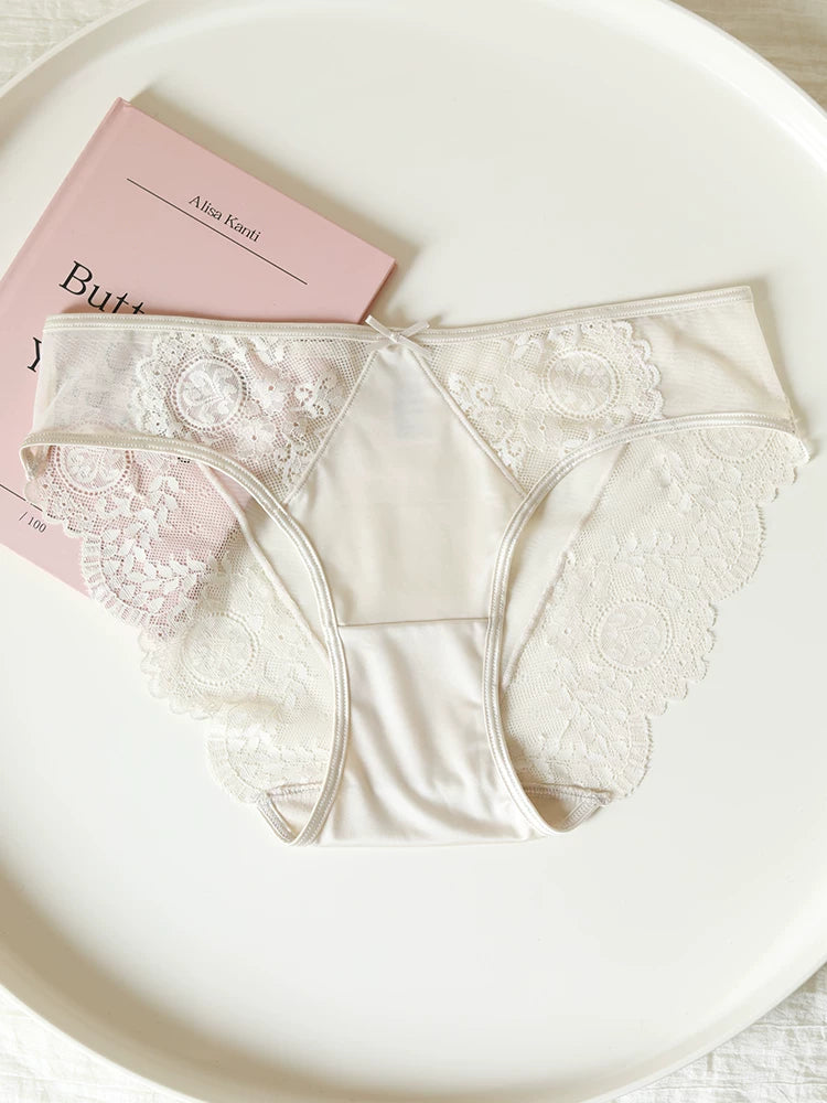 French-Inspired Vintage Panties with Lace Mesh and Cotton Crotch