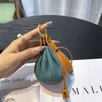 Cute Handmade Cowhide Leather Pull-Out Key Case Accessory