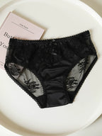 French-Inspired Vintage Panties with Bow Detail and Lace Mesh Trim