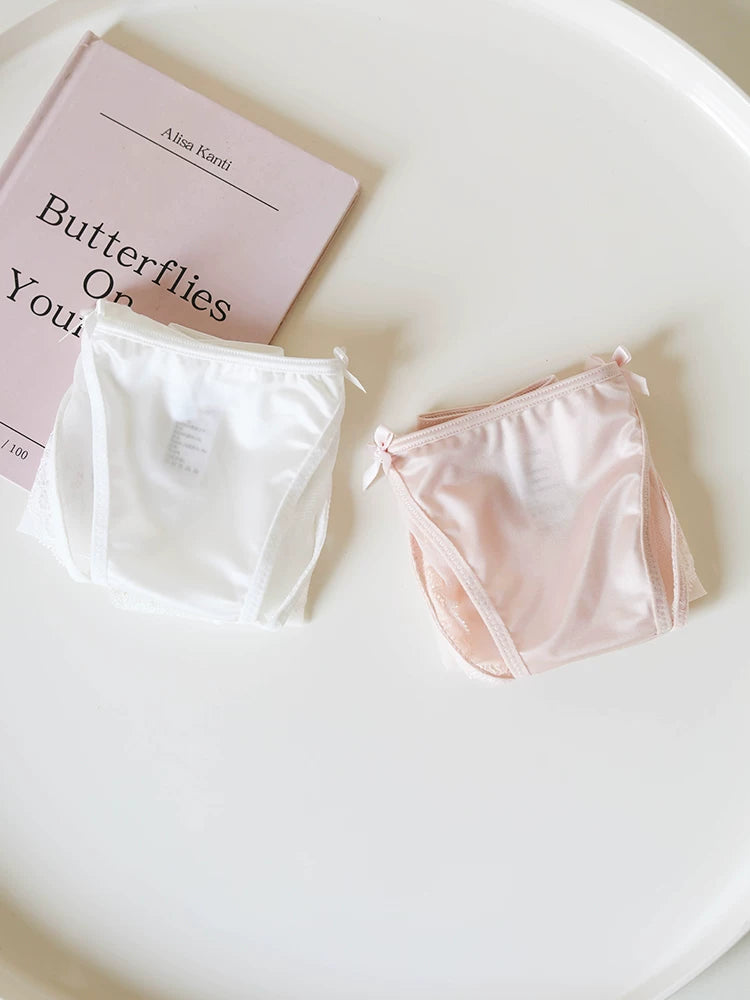 French-Inspired Vintage Panties with Double Bows and Lace Trim