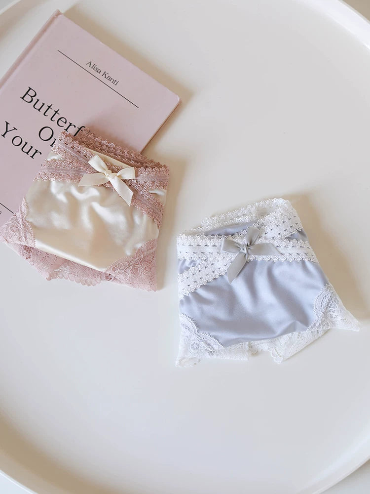 French-Inspired Vintage Color-Blocked Satin Panties with Bow and Lace Trim