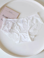 French-Inspired Vintage Floral Panties with Bow Embroidery and Lace Trim