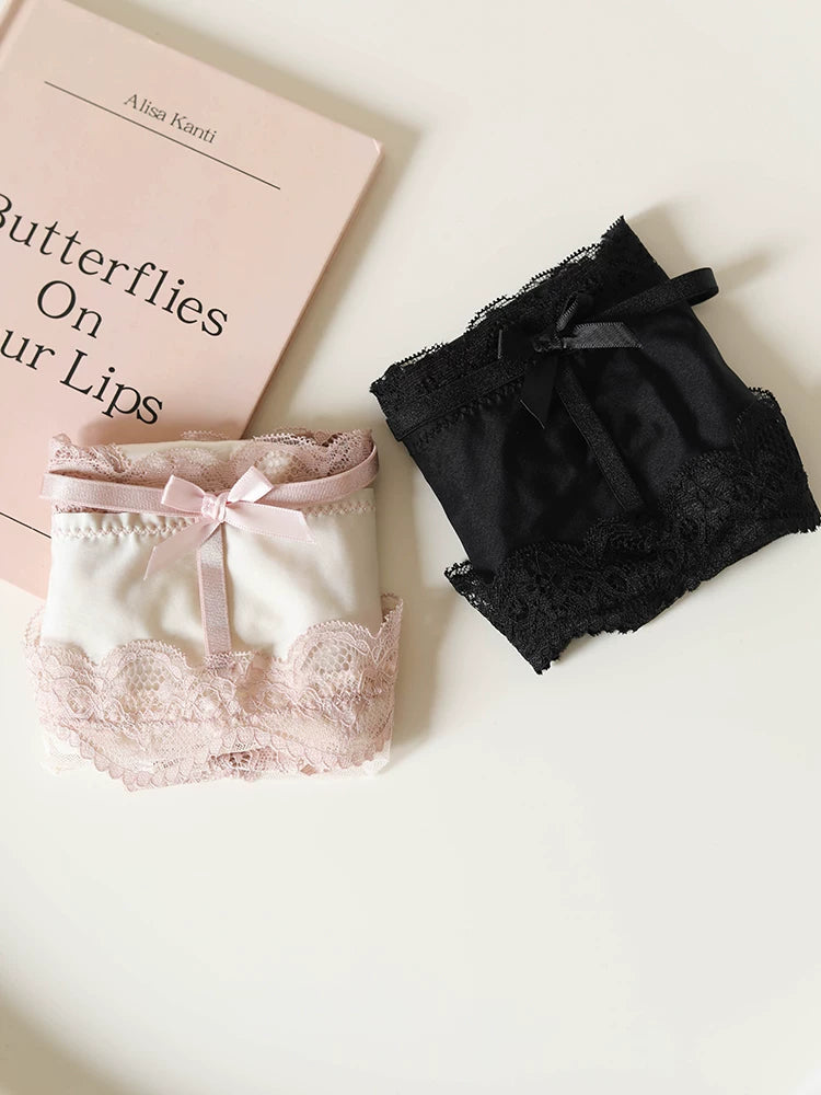 French-Inspired Vintage Panties with Bow and Lace Trim
