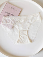 French-Inspired Vintage Cross-Flower Lace Trim Low-Waist Breathable Briefs