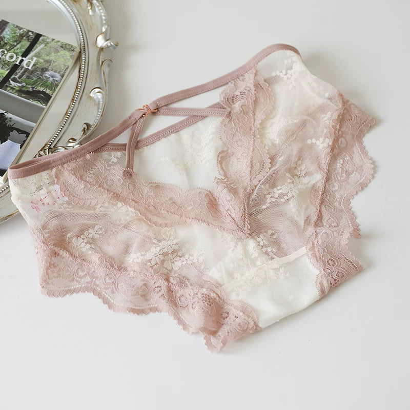 French-Inspired Lace Panties with Mesh Hollow-Out and Pure Cotton Crotch