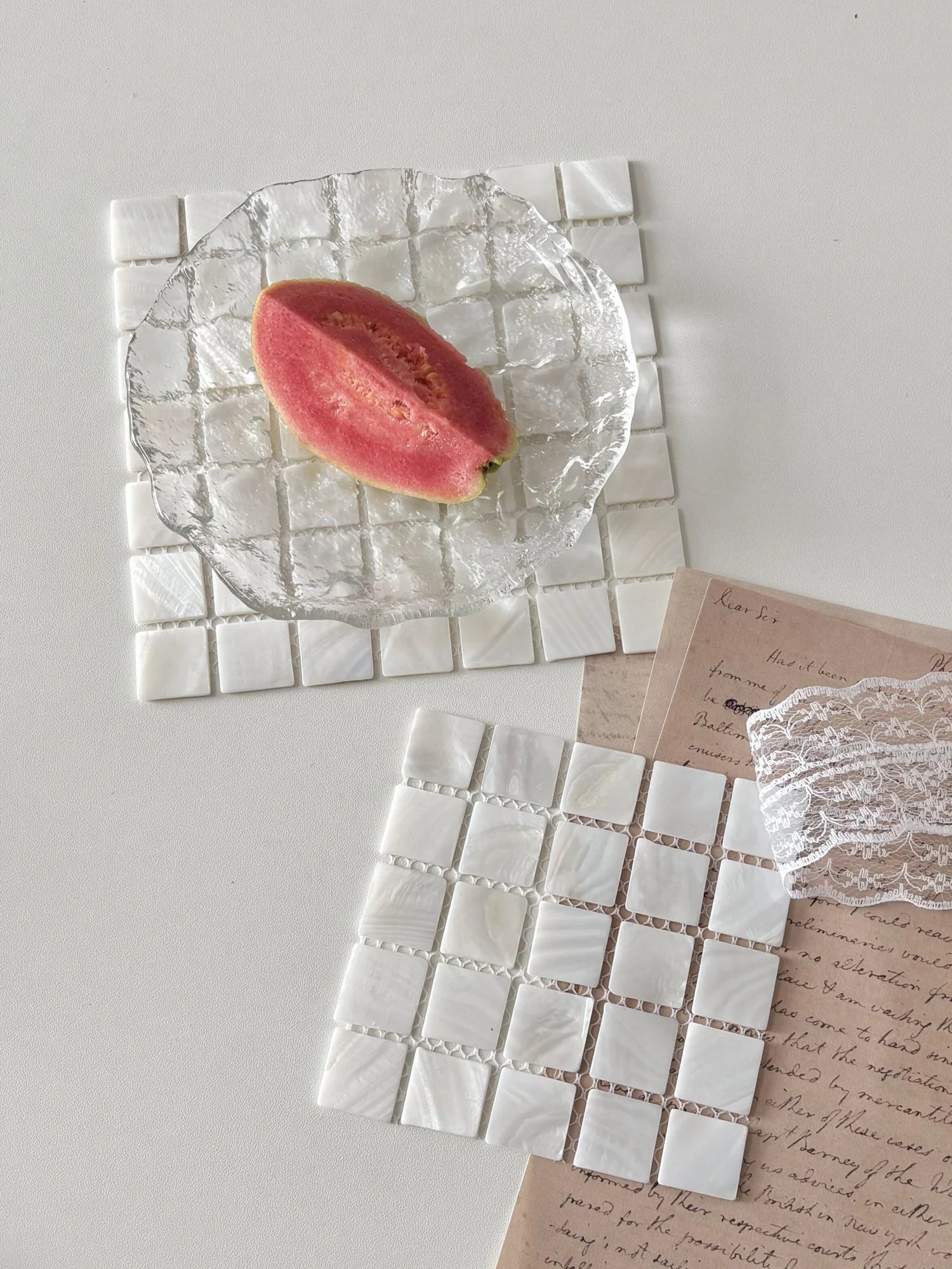 Shell table mat